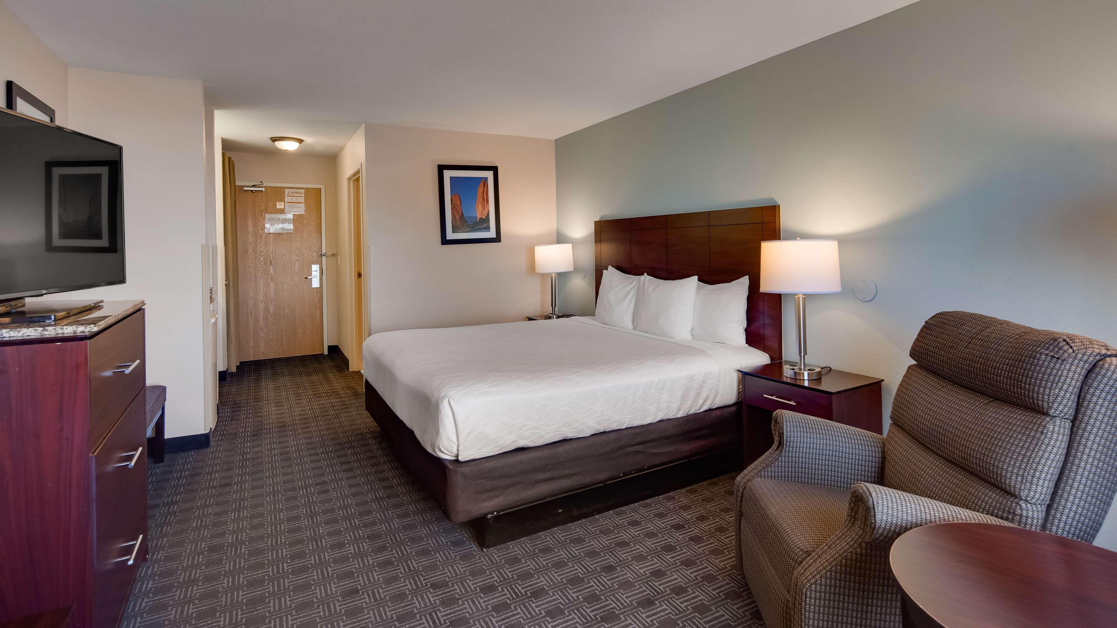 Hotel Western Gateway & -