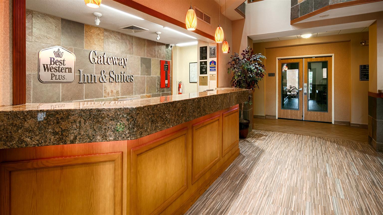 Western Gateway & - Aurora