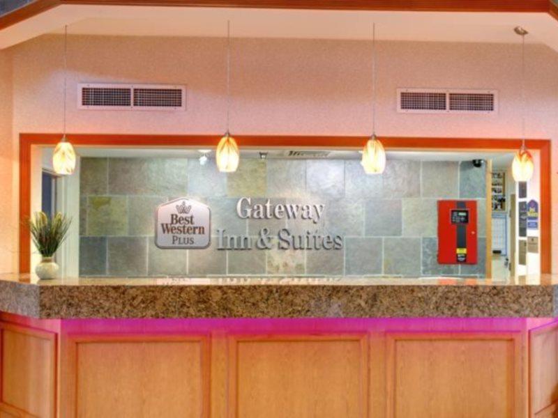 Western Gateway & - 3*