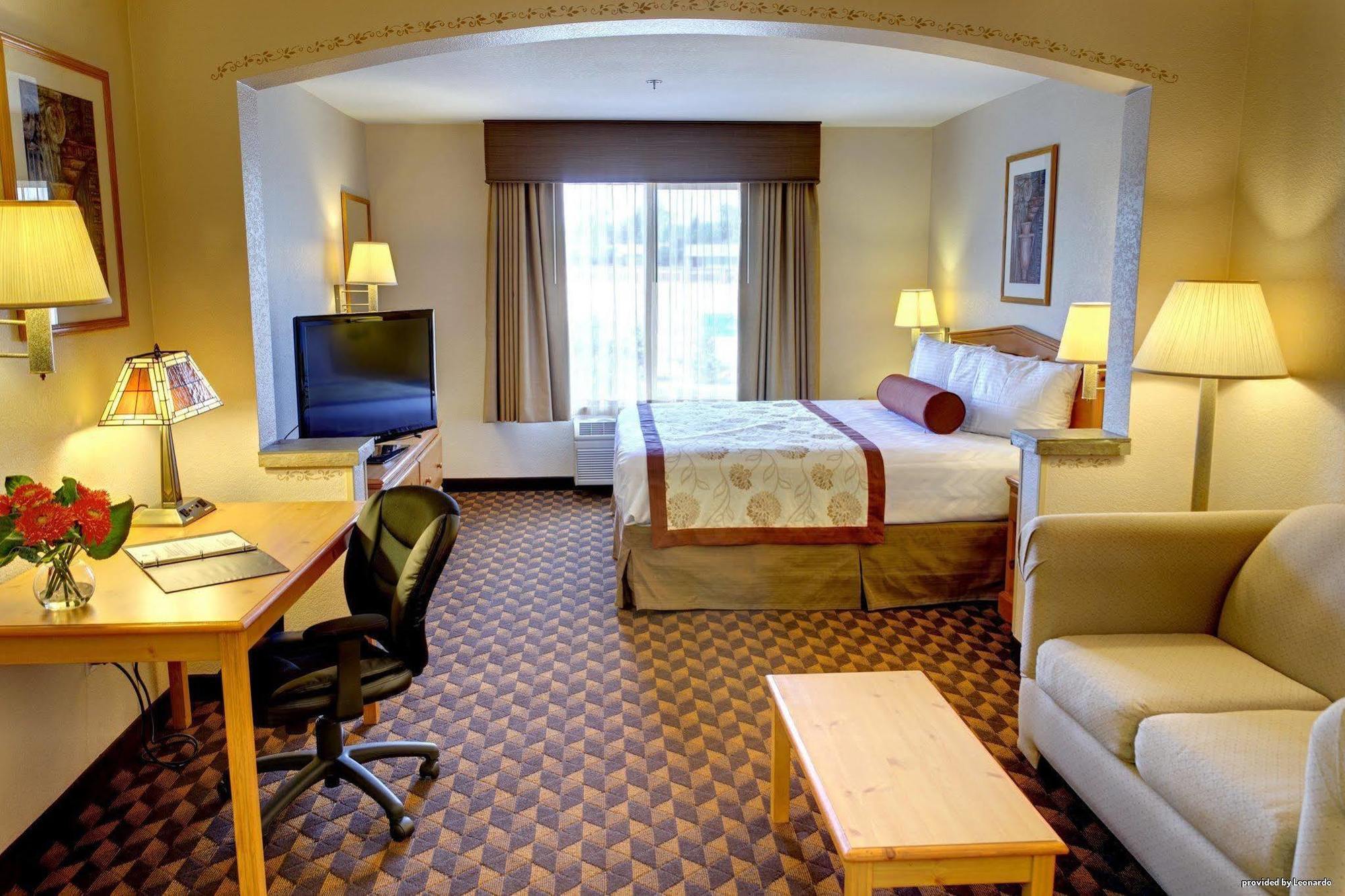 Western Gateway & - Hotel 3*