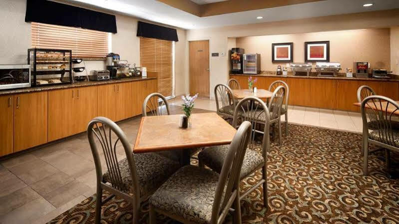Western Gateway & - Hotel Aurora